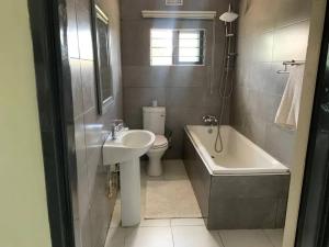 Fotografie z fotogalerie ubytování Yavel Apartment v Ndole