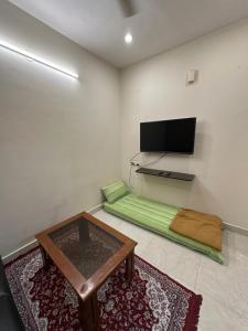 Gallery image of Modern Comfortable 1BHK Prime location Service Apartments in Bengaluru +16 photos