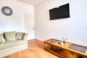 Ảnh trong thư viện ảnh của Grimsby Gem on Tunnard ở Grimsby