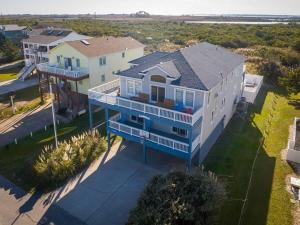 Το κτήριο όπου στεγάζεται  η παραθεριστική κατοικία