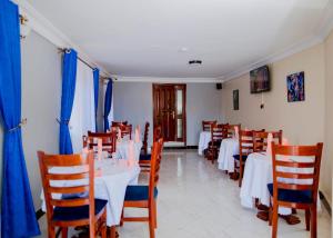 A seating area at Nesa Resort Kampala
