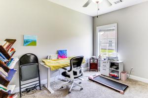 Foto sihtkohas Dothan asuva majutusasutuse 4 Mi to Dtwn Stylish Home with Large Yard in Dothan galeriist