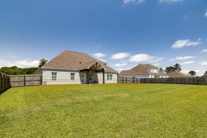 Foto sihtkohas Dothan asuva majutusasutuse 4 Mi to Dtwn Stylish Home with Large Yard in Dothan galeriist