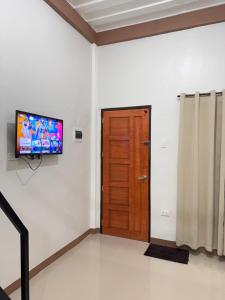 Μια τηλεόραση ή/και κέντρο ψυχαγωγίας στο Two Seasons Apartelle Koronadal