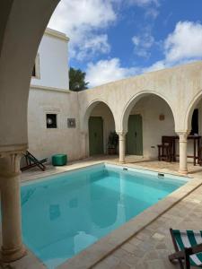 Πισίνα στο ή κοντά στο Riadh Ancora Mar Authentic Djerbienne villa