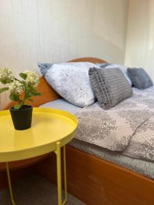 A bed or beds in a room at La Kameya