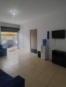 Μια τηλεόραση ή/και κέντρο ψυχαγωγίας στο Hostel cabo frio