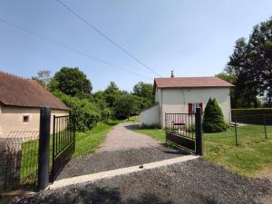 Φωτογραφία από το άλμπουμ του Authentique maison éclusière σε Thénioux