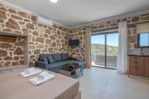 Posezení v ubytování Liastera Luxury Apartments