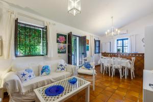 Χώρος καθιστικού στο Casa Fuentezuelas