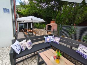 Patio nebo venkovní prostory v ubytování Holiday Home Kresić