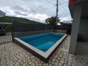 Bazén v ubytování Holiday Home Kresić nebo v jeho okolí