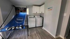 Gallery image of Ocean Eyes half mile to Beach Pet friendly AC in Angola