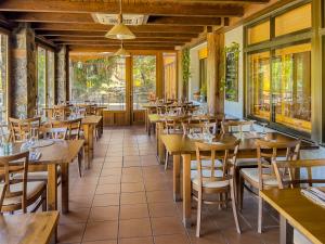 Restaurace v ubytování Hotel Don Pepe Lago de Sanabria