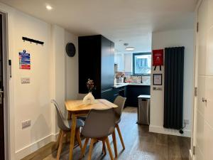 特鲁罗Uno in the City - Luxury Serviced Accommodation的相册照片