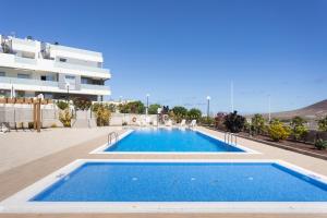 Basen w obiekcie A beautiful apartment with a beach view - La Tejita - El Medano lub w pobliżu
