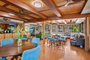 Χώρος καθιστικού στο The Mauian Hotel