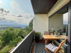 Balkón nebo terasa v ubytování #1 Studioapartment mit Loreleyblick direkt an der schönsten Etappe des Rheinsteigs