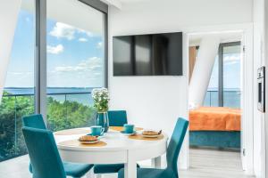 Posedenie v ubytovaní WAVE private apartament - Sea View