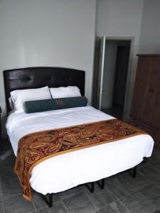 Gallery image of Serene Acre Retreat- in Apex near Raleigh in Apex