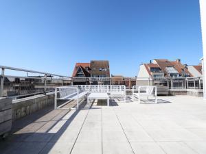Μπαλκόνι ή βεράντα στο Penthouse in Knokke near Beach and Lippenslaan