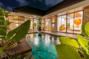 Bazén v ubytování Nococu Luxury Villa nebo v jeho okolí