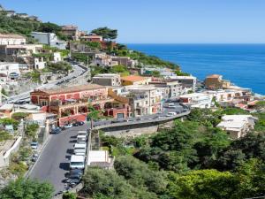 Foto dalla galleria di Holiday Home in Positano near Spiaggia Grande a Positano