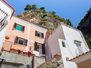 Foto dalla galleria di Holiday Home in Positano near Spiaggia Grande a Positano