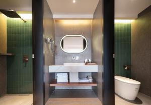 Zhangjiajie Yujie Hotel的一间浴室