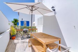 Patio nebo venkovní prostory v ubytování Casa Ramiro T2 Paradisíaco entre o Mar e a Ria
