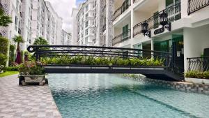 Πισίνα στο ή κοντά στο City Garden Olympus by dw