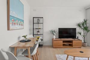 Μια τηλεόραση ή/και κέντρο ψυχαγωγίας στο Sugar Blush