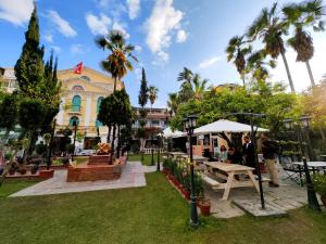 Giardino di Kathmandu Guest House by KGH Group