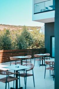 Balkoni atau teres di Monun Hotel