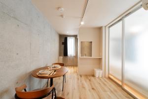 Posezení v ubytování Tabiya Shinamachi - New built APT at Ikebukuro, Relaxing Stay in Central Tokyo