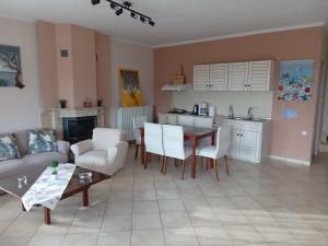 Kuchyň nebo kuchyňský kout v ubytování Villa Rodia 4 guests + 23 fotografií