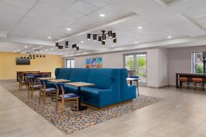 Posezení v ubytování Hampton Inn & Suites by Hilton Mesquite