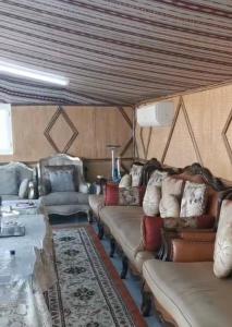 Gallery image of استراحة القمة in Ḩilf