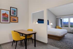 Postel nebo postele na pokoji v ubytování Hampton Inn & Suites by Hilton Mesquite