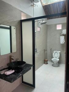 Koupelna v ubytování Mường Dy Retreat Ba Vì