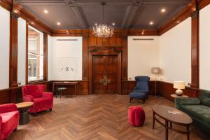 Posezení v ubytování Tune Hotel Liverpool