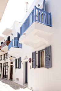 Gallery image of Argiro in Tinos Town