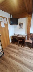 Pri Ancki B&B Ljubljana suburbs TV 또는 엔터테인먼트 센터