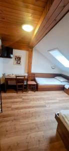 TV a/nebo společenská místnost v ubytování Pri Ancki B&B Ljubljana suburbs