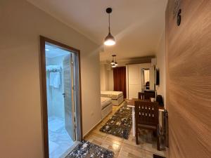 Kuchyň nebo kuchyňský kout v ubytování Stayline hotel apartments 5 mins from Cairo airport + 37 fotografií