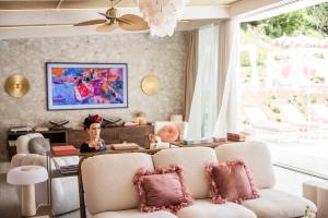 TV a/nebo společenská místnost v ubytování Goldstück - Adults Only