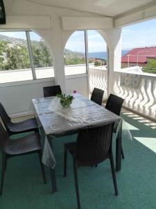 Balkón nebo terasa v ubytování Apartment Cesarica - Velebit Riviera 31088