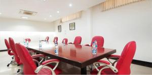 Fotografie z fotogalerie ubytování Hotel Blue Neck Hudda City Centre Fortis Hospital v destinaci Gurgáon