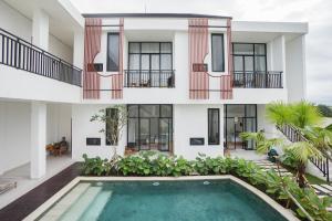 Πισίνα στο ή κοντά στο The Mirea Guest House