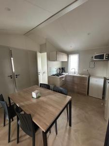 Imagen de la galería de Camping Les Maraises, en Saint-Martin-de-Ré